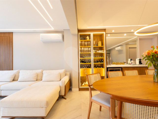 Apartamento à venda com 3 suítes em Chácara Santo Antônio (zona Sul), São Paulo, SP