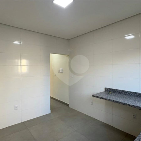 Casa de Vila à venda com 2 suítes em Jardim São Paulo, Sorocaba, SP