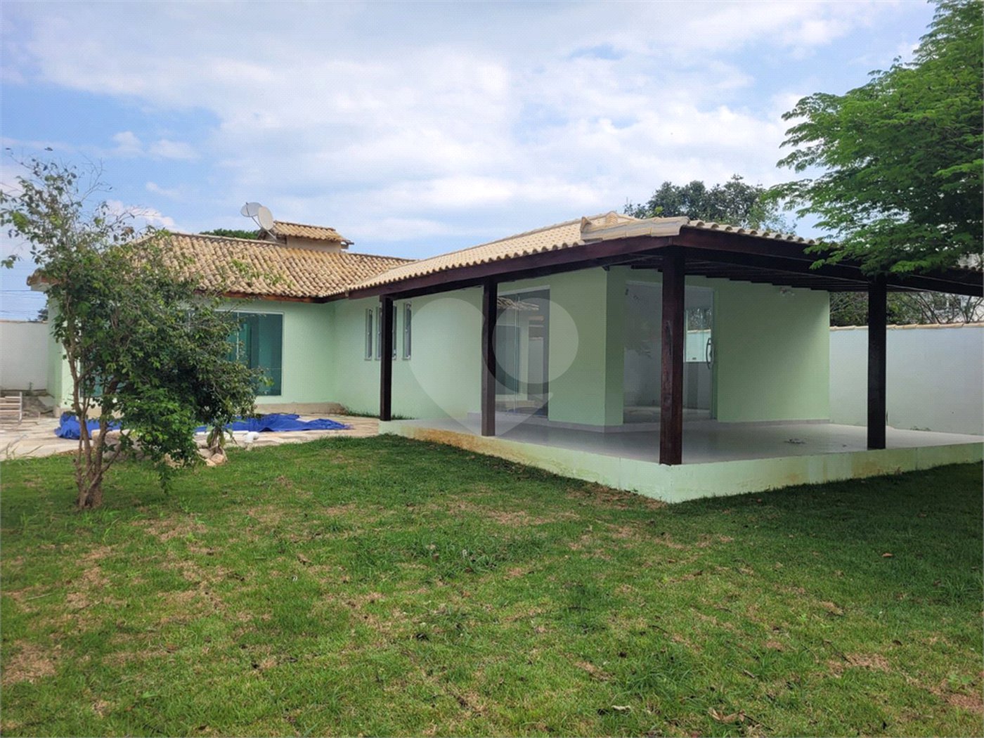 Terreno em condomínio à venda com 3 quartos, sendo 2 suítes, em Caravelas, Armação dos Búzios, RJ