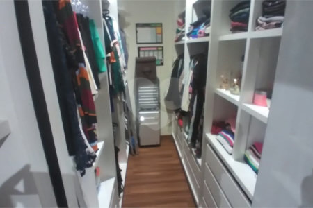 Casa à venda com 3 suítes no condomínio Damha III, São Carlos - SP