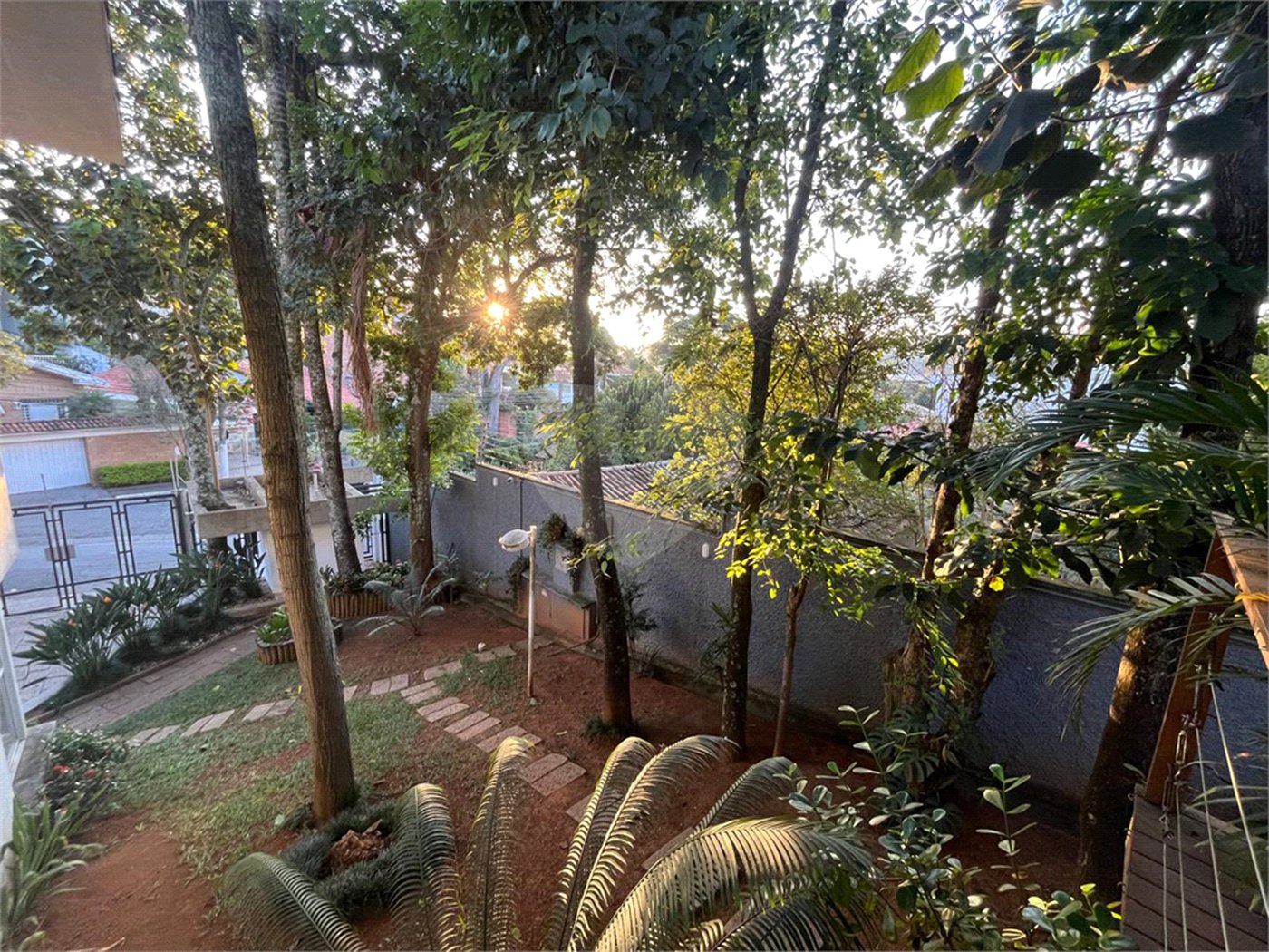 Casa à venda com 3 suítes no condomínio Domus, São Paulo - SP