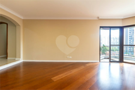 Apartamento à venda com 3 quartos, sendo 1 suíte, em Brooklin, São Paulo, SP
