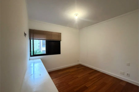 Apartamento à venda com 3 suítes em Vila Suzana, São Paulo, SP
