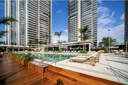 Apartamento à venda com 4 suítes em Vila Cordeiro, São Paulo, SP