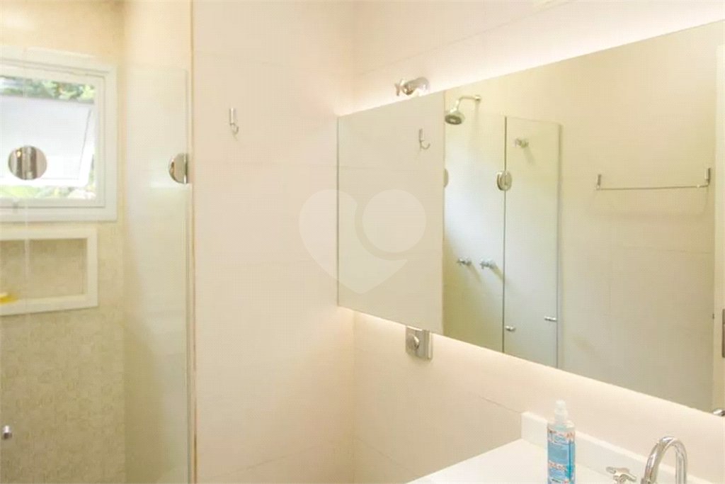 Casa à venda com 4 quartos, sendo 2 suítes, em Chácara Flora, São Paulo, SP