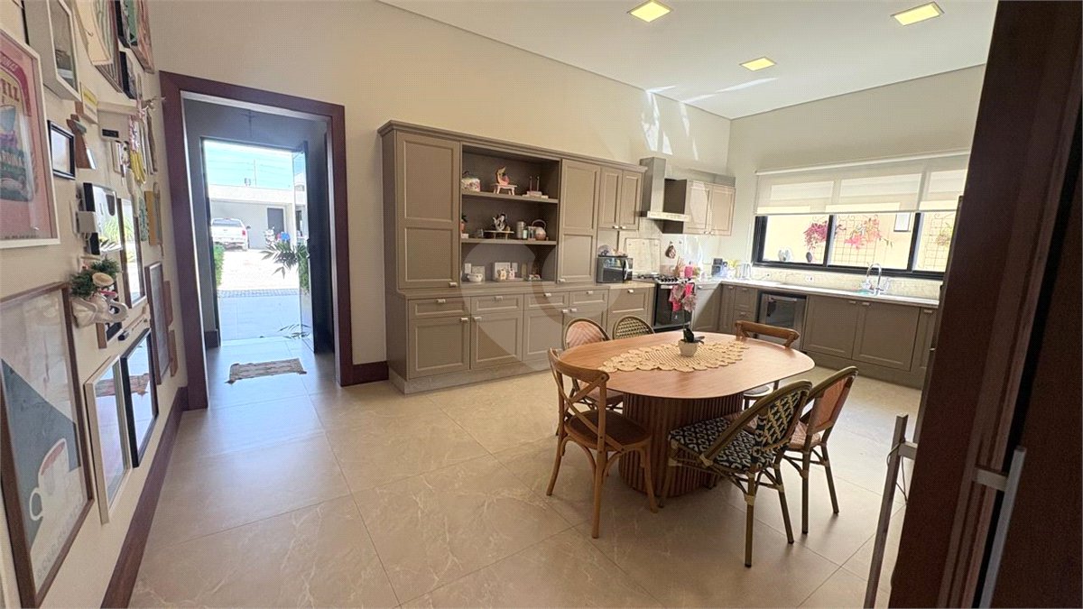 Casa à venda com 5 suítes no condomínio Sapzio Verde Ii, Itapetininga - SP