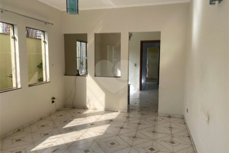 Casa Térrea para alugar com 3 quartos, sendo 1 suíte,  em Vila Ipojuca, São Paulo, SP