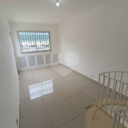 Cobertura à venda com 3 quartos, sendo 1 suíte, em Grajaú, Rio de Janeiro, RJ