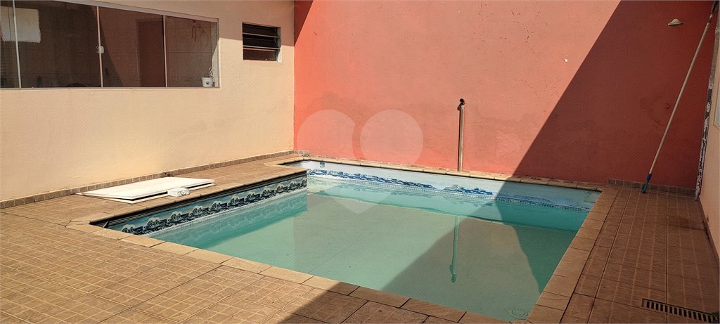 Sobrado à venda com 3 quartos, sendo 1 suíte, em Vila Almeida, Indaiatuba, SP