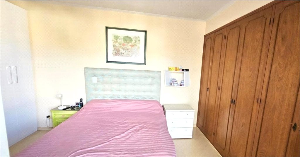 Casa à venda com 3 quartos, sendo 1 suíte,  em Jardim Ester Yolanda, São Paulo, SP