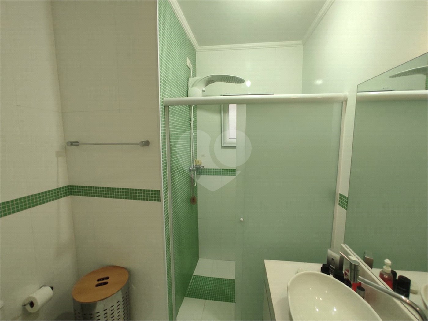 Sobrado à venda com 3 quartos, sendo 1 suíte, em Vila Ema, São Paulo, SP