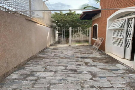 Sobrado à venda com 3 suítes em Jardim Dom Bosco, Indaiatuba, SP