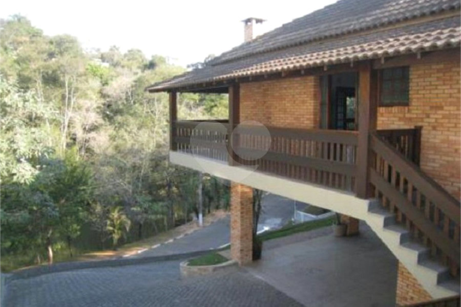 Casa à venda com 4 suítes em Alpes dos Araçás (jordanésia), Cajamar, SP