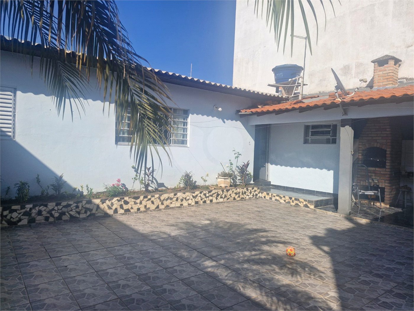 Casa à venda com 4 quartos, sendo 1 suíte, em Jardim Planalto, Salto, SP