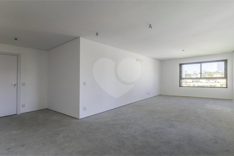 Apartamento à venda com 4 quartos, sendo 3 suítes, em Perdizes, São Paulo, SP