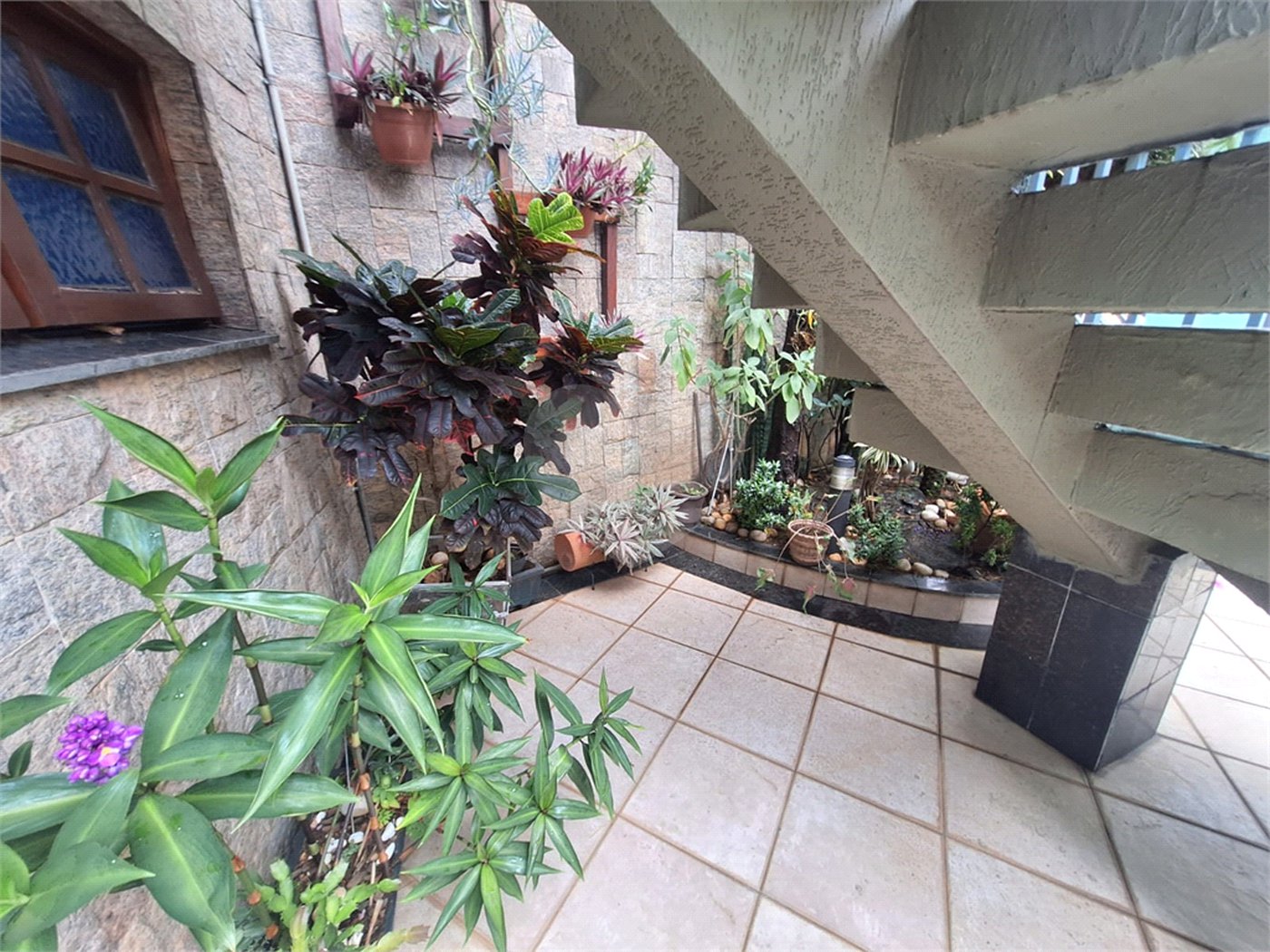 Sobrado à venda com 3 quartos, sendo 1 suíte, em Vila Santa Terezinha (zona Norte), São Paulo, SP