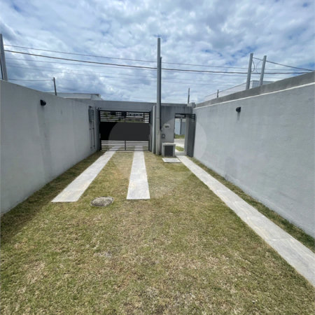 Casa à venda com 2 quartos, sendo 1 suíte, no condomínio Parque Guará, Rio de Janeiro - RJ