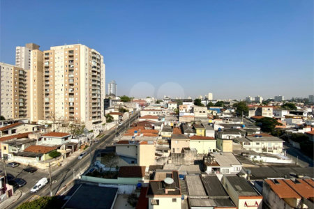 Apartamento à venda com 3 quartos, sendo 1 suíte,  em Saúde, São Paulo, SP