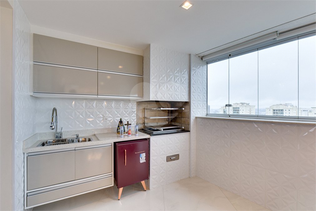 Apartamento à venda com 4 suítes em Vila Sofia, São Paulo, SP