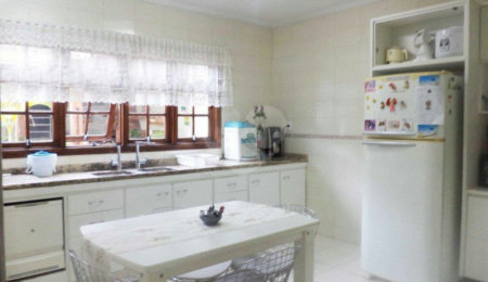Sobrado à venda com 3 quartos, sendo 1 suíte,  em Campo Belo, São Paulo, SP