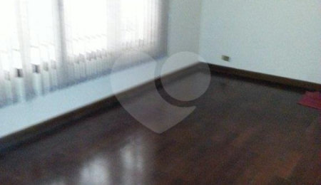 Sobrado à venda com 4 quartos, sendo 1 suíte,  em Vila Nova Cachoeirinha, São Paulo, SP
