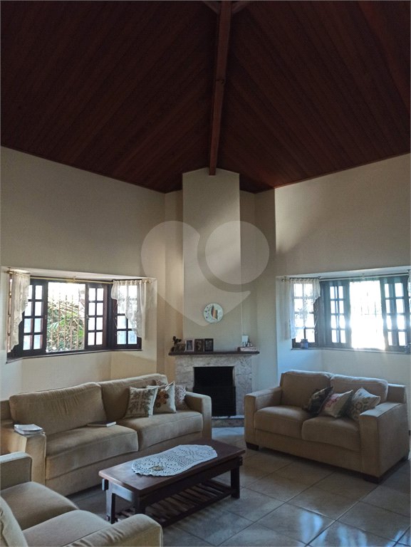 Casa à venda com 3 quartos, sendo 1 suíte, em Vila Esperia Ou Giglio, Atibaia, SP