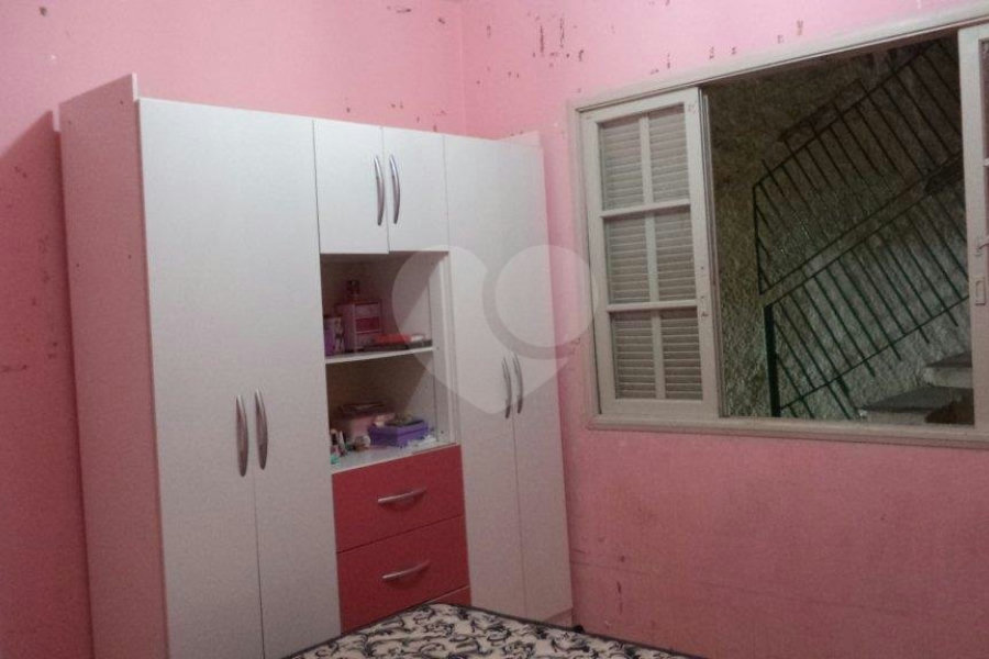 Sobrado à venda com 2 quartos em Tremembé, São Paulo, SP