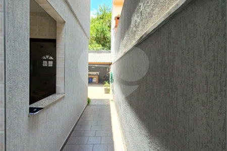 Sobrado à venda com 3 quartos, sendo 1 suíte,  em Jardim Pinheiros, São Paulo, SP