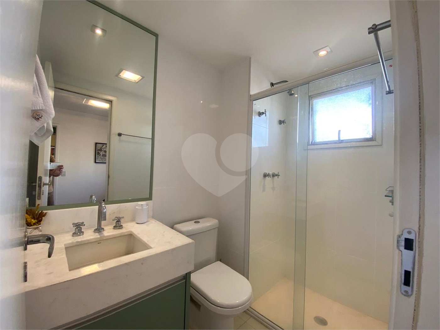 Apartamento à venda com 3 suítes em Vila Gomes Cardim, São Paulo, SP