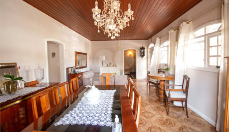 Casa à venda com 3 quartos, sendo 1 suíte,  em Jardim Bandeirantes, São Roque, SP