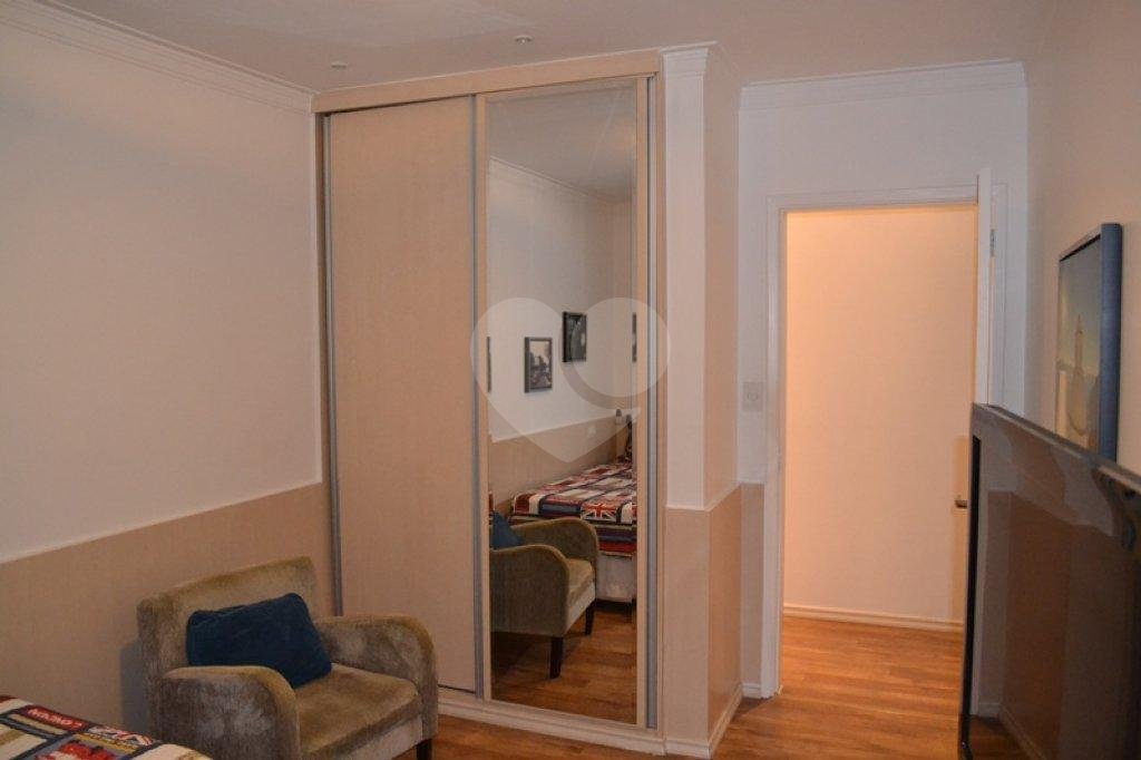 Sobrado à venda com 3 quartos, sendo 1 suíte, em Tremembé, São Paulo, SP