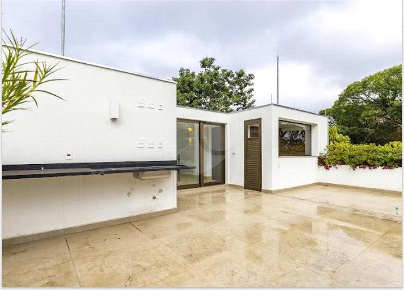 Casa de Condomínio com 3 Quartos e 3 banheiros à Venda, 100 m² por R$ 585.000 - Aceita Permuta