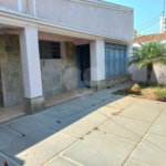 Casa Térrea com 3 dormitórios, sendo 1 suíte.