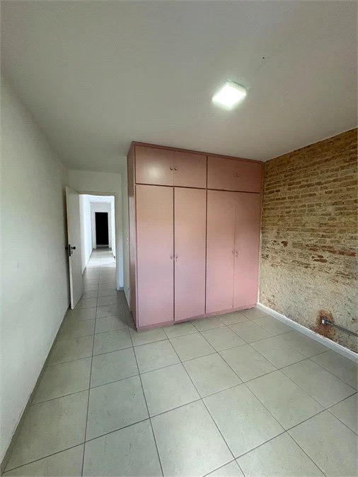 Sobrado à venda com 4 quartos, sendo 1 suíte,  em Vila Sônia, São Paulo, SP