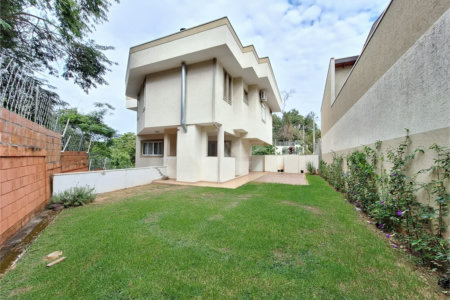 Casa para Locação no Condomínio Bosque dos Cambarás em Valinhos/SP