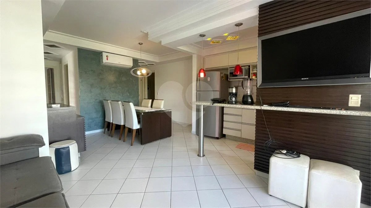 Apartamento à venda ou para alugar com 3 quartos, sendo 1 suíte,  em Riviera de São Lourenço, Bertioga, SP