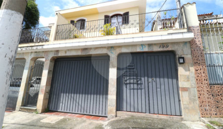 Sobrado à venda com 3 quartos, sendo 1 suíte,  em Tremembé, São Paulo, SP