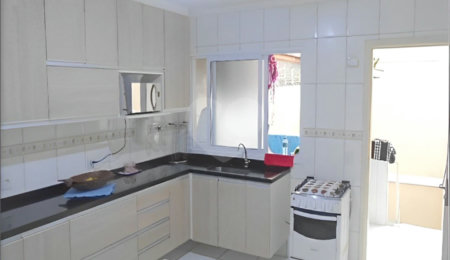 Casa à venda com 3 quartos, sendo 1 suíte,  no condomínio Alonso - Diogo de Azevedo, São Paulo - SP