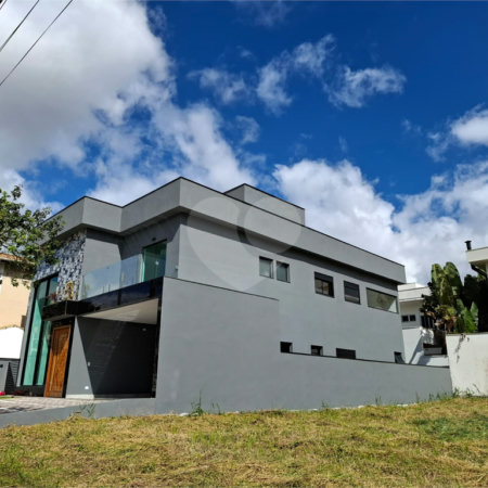 Casa à venda ou para alugar com 3 suítes no condomínio Residencial Veredas, Mogi das Cruzes - SP