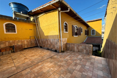 Casa à venda com 3 quartos, sendo 1 suíte, em Vila Galvão, Guarulhos, SP