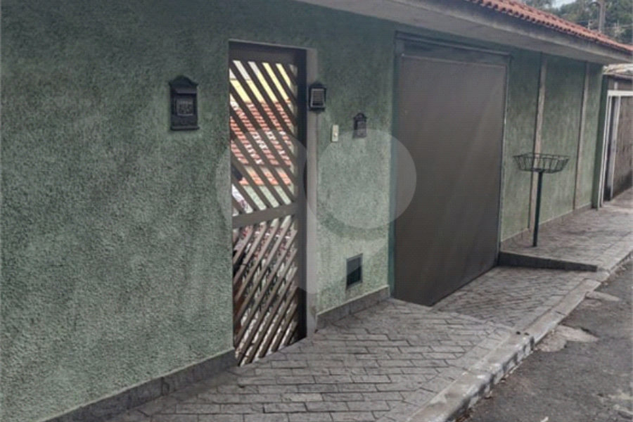 Casa à venda com 3 quartos em Horto, São Paulo, SP