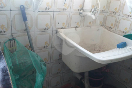 Apartamento à venda com 3 quartos, sendo 1 suíte, em Vila Firmiano Pinto, São Paulo, SP