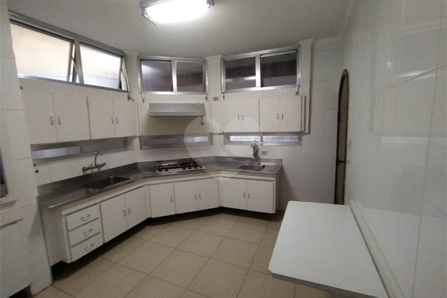Sobrado à venda com 5 quartos, sendo 1 suíte, em Mandaqui, São Paulo, SP