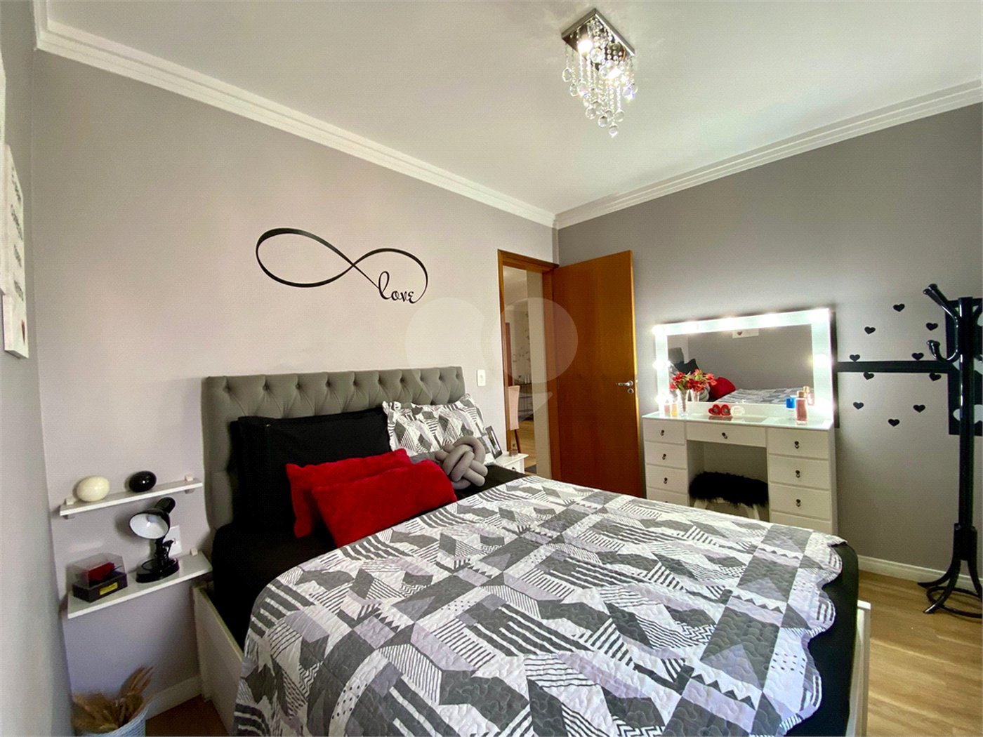 Duplex à venda com 3 quartos, sendo 1 suíte,  em Parque Continental I, Guarulhos, SP