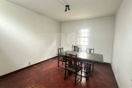 Casa Térrea à venda com 3 quartos, sendo 2 suítes, em Tucuruvi, São Paulo, SP