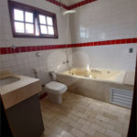 Casa à venda com 5 quartos, sendo 3 suítes, em Vila Santista, Atibaia, SP