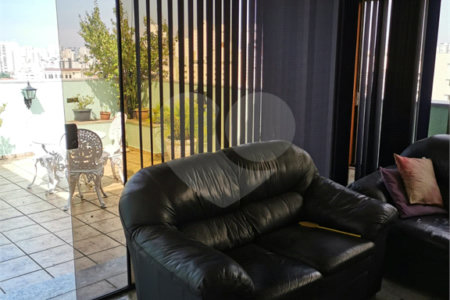 Cobertura à venda com 3 quartos em Vila Gumercindo, São Paulo, SP
