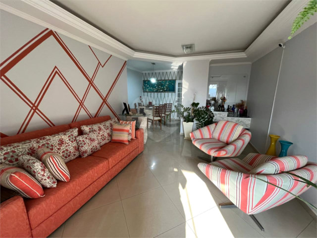 Apartamento à venda com 3 quartos, sendo 1 suíte,  em Santana, São Paulo, SP