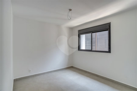 Casa à venda com 4 quartos, sendo 1 suíte, no condomínio Cube Campo Belo, São Paulo - SP