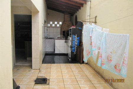 Casa à venda com 3 quartos em Jardim Maria do Carmo, Sorocaba, SP